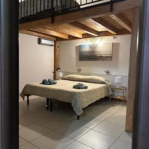 dimora-394.taorminaitalyhotels.com/